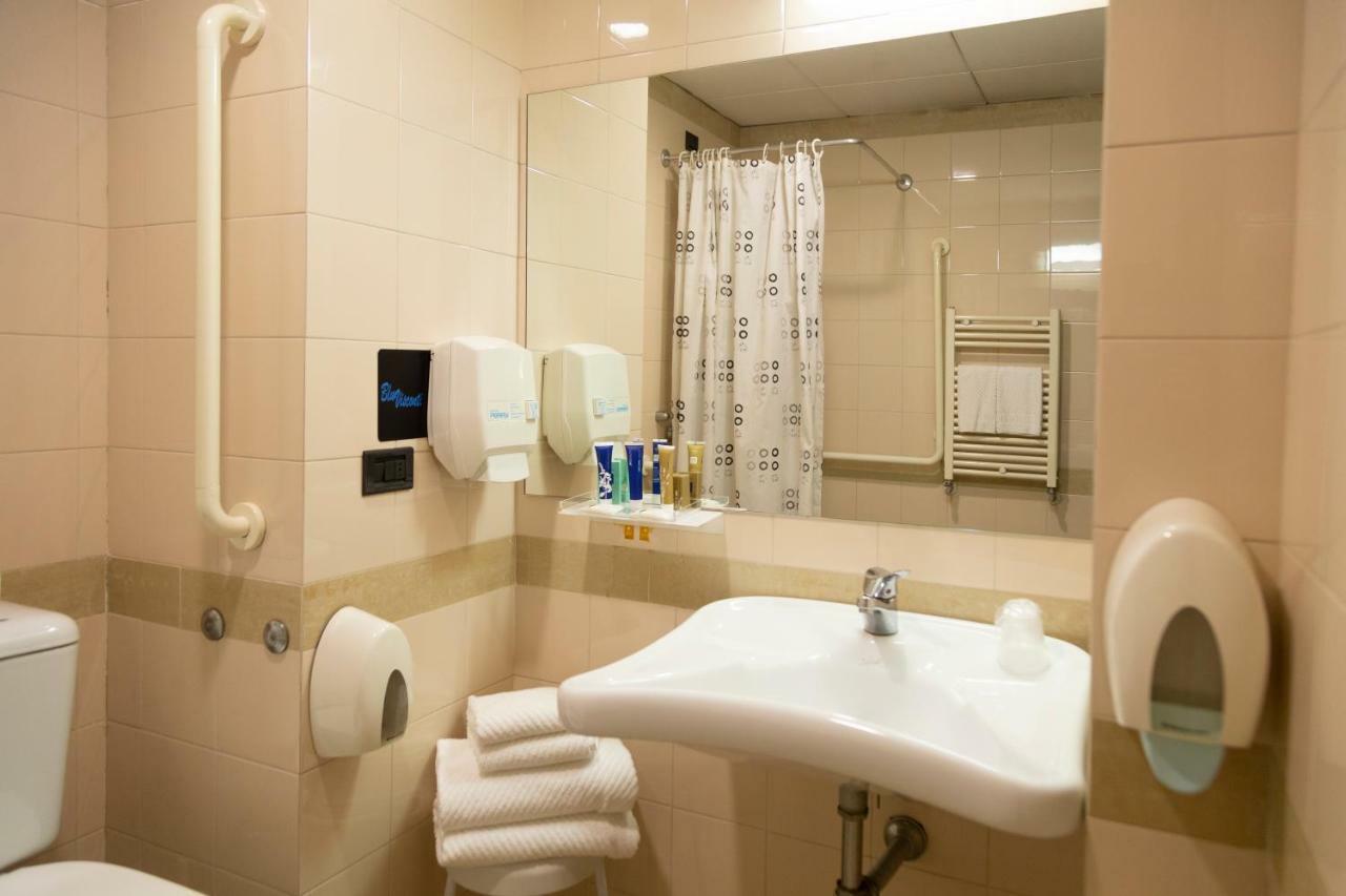 Ih Hotels Milano Blu Visconti Trezzano sul Naviglio Extérieur photo